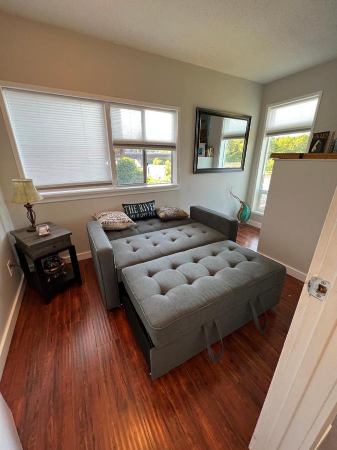 River House Hotel Campbell River Bagian luar foto