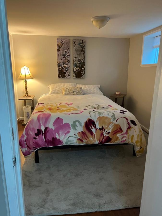 River House Hotel Campbell River Bagian luar foto
