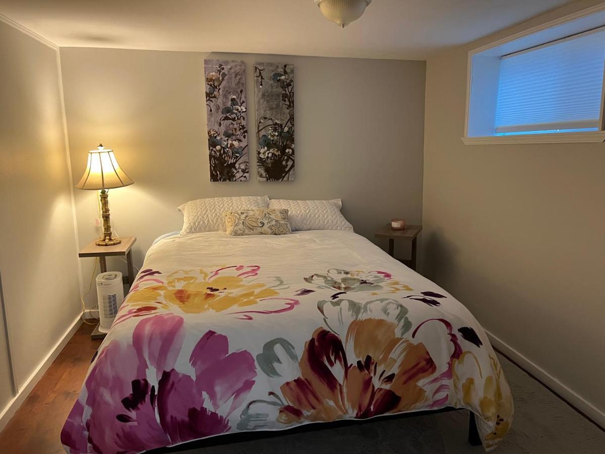 River House Hotel Campbell River Bagian luar foto
