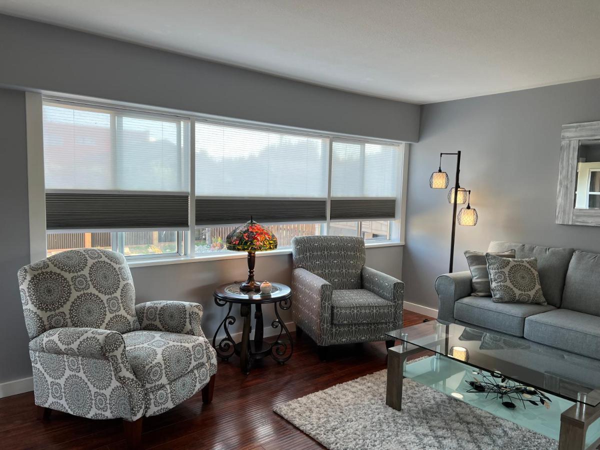River House Hotel Campbell River Bagian luar foto
